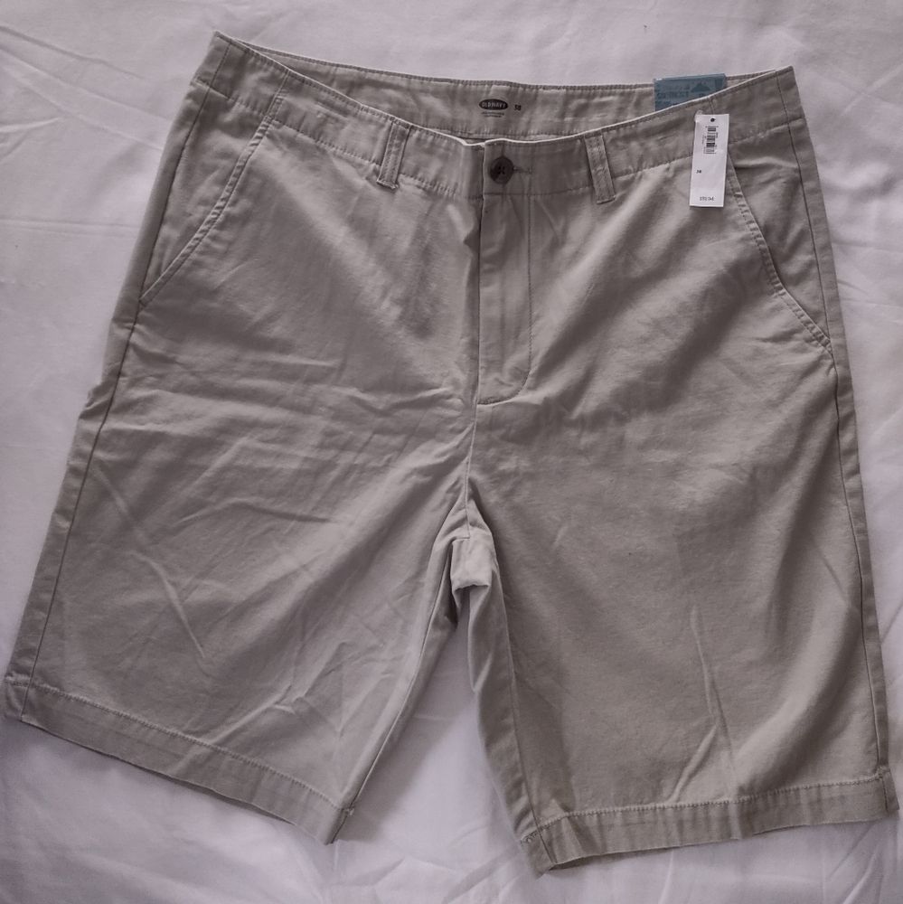 NEW ❤️Men's Old Navy Tan Flat Front Chino Shorts